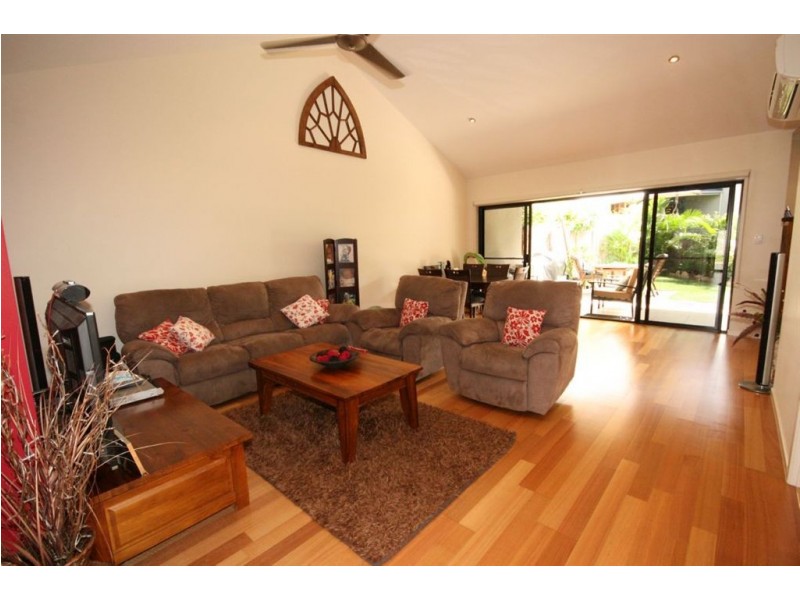 25/25 Abell Road, Cannonvale QLD 4802