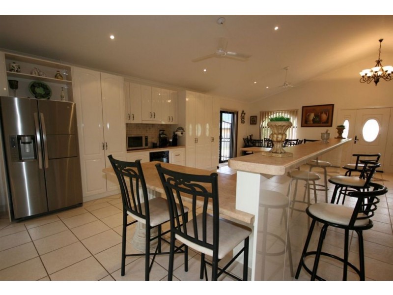 76 Galbraith Park Drive, Cannonvale QLD 4802
