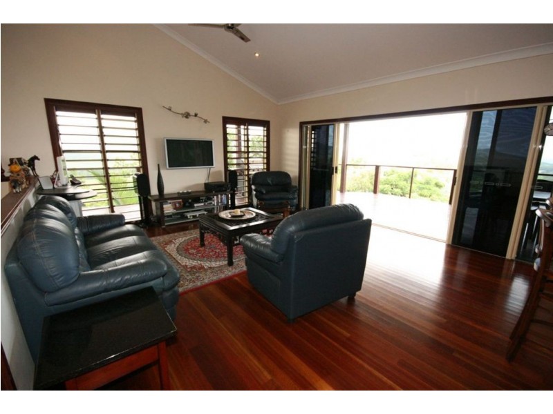36 Pepperberry Lane, Riordanvale QLD 4800