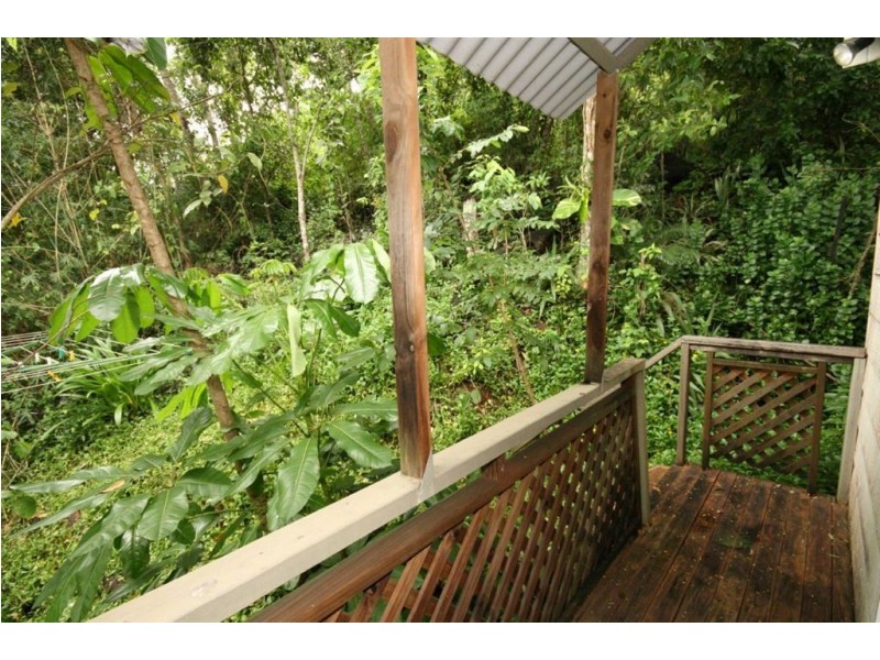 11 William Close, Cannonvale QLD 4802