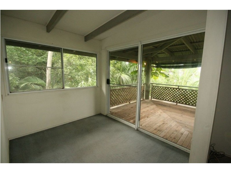 11 William Close, Cannonvale QLD 4802