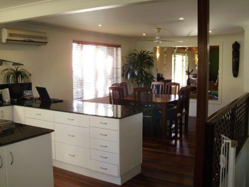 8 Woomerah Avenue, Cannonvale QLD 4802