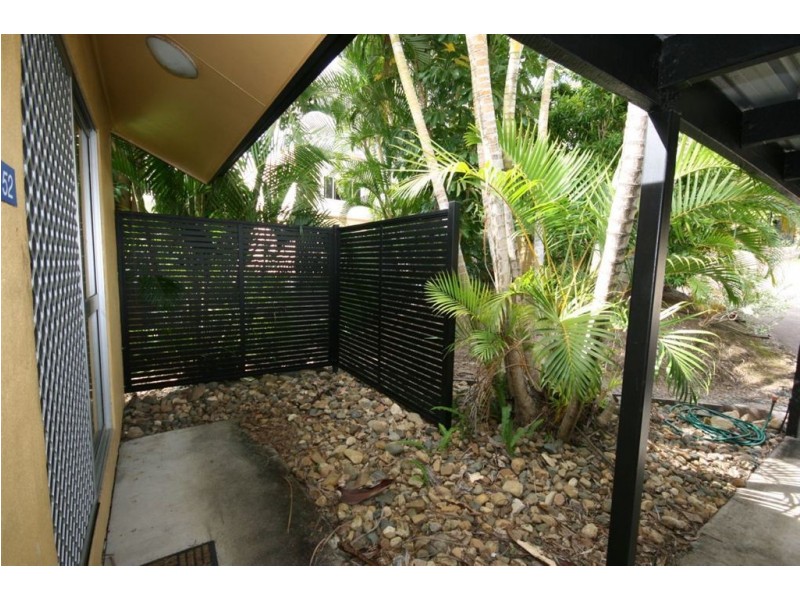52/28 Island Drive, Cannonvale QLD 4802