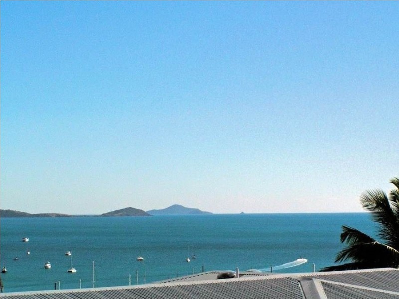 14/2 Lewis St, Airlie Beach QLD 4802