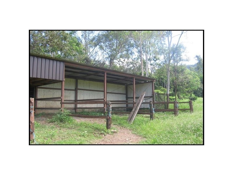 477 Sugarloaf Road, Sugarloaf QLD 4800