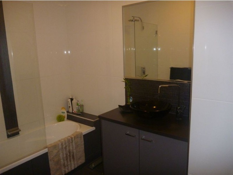 2/7 Macarthur Drive, Cannonvale QLD 4802