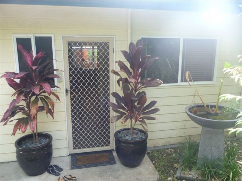 2/7 Macarthur Drive, Cannonvale QLD 4802