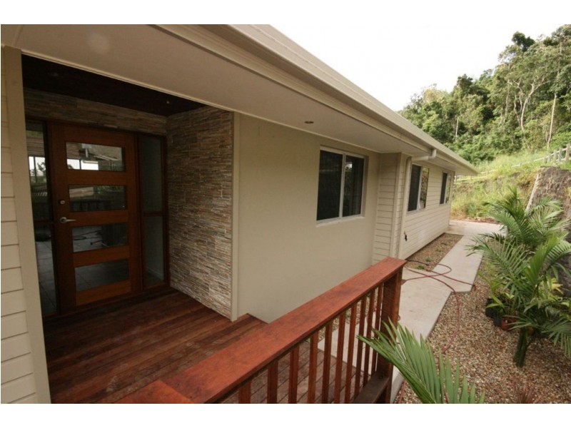 60 Eshelby Drive, Cannonvale QLD 4802