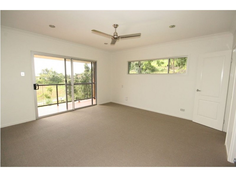 60 Eshelby Drive, Cannonvale QLD 4802