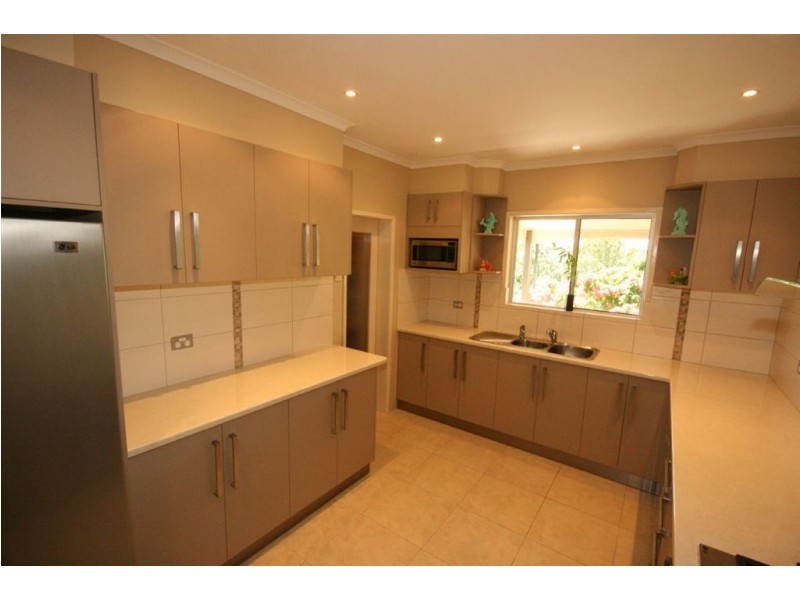 9 Beck Road, Mount Julian QLD 4800