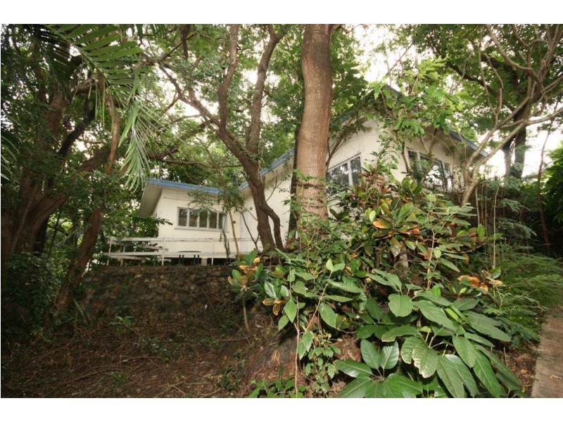 11 Begley Street, Airlie Beach QLD 4802