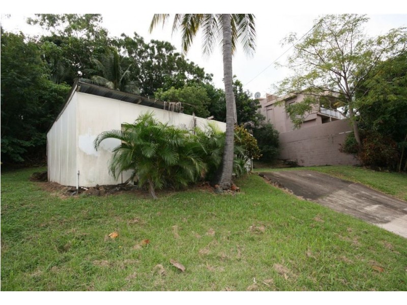 11 Begley Street, Airlie Beach QLD 4802