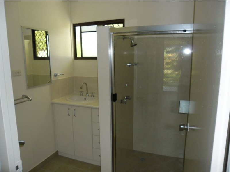 1/16 Usher Road, Mount Julian QLD 4800