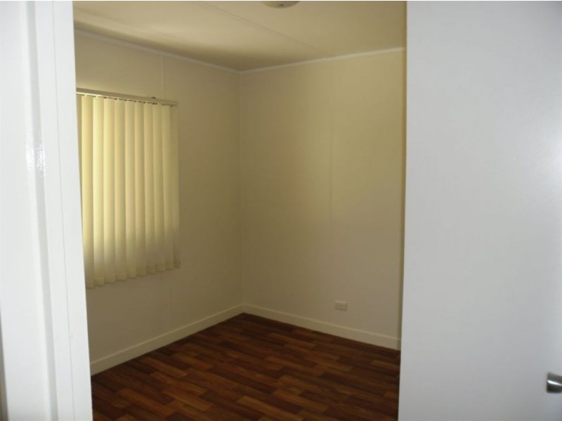 1/16 Usher Road, Mount Julian QLD 4800