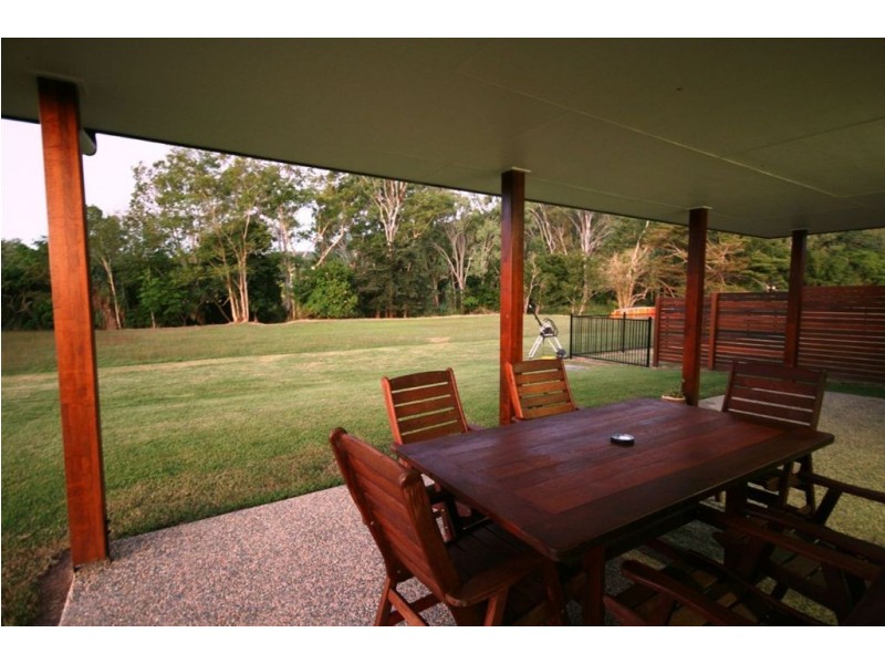 26 Waite Creek Court, Cannonvale QLD 4802