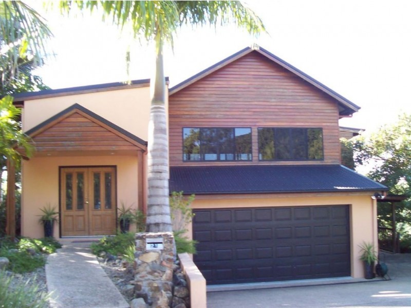 21 Panoramic Court, Cannonvale QLD 4802