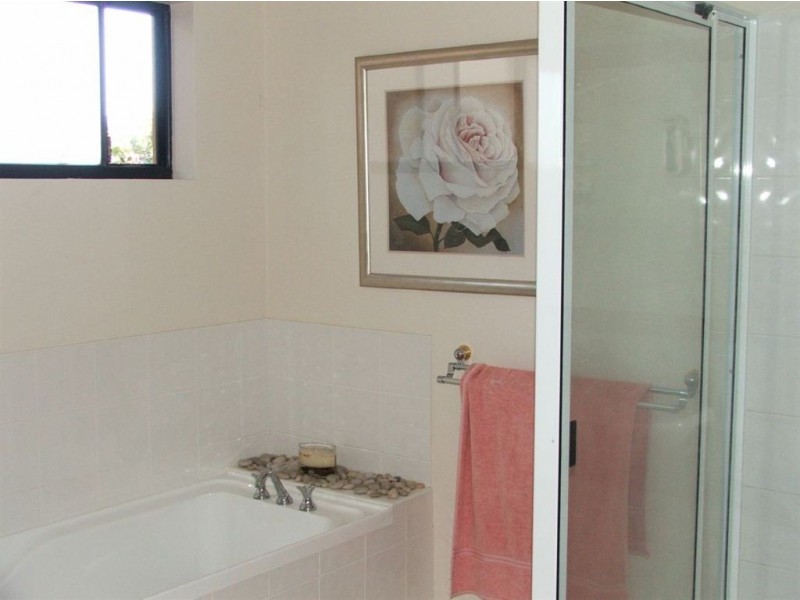 21 Panoramic Court, Cannonvale QLD 4802