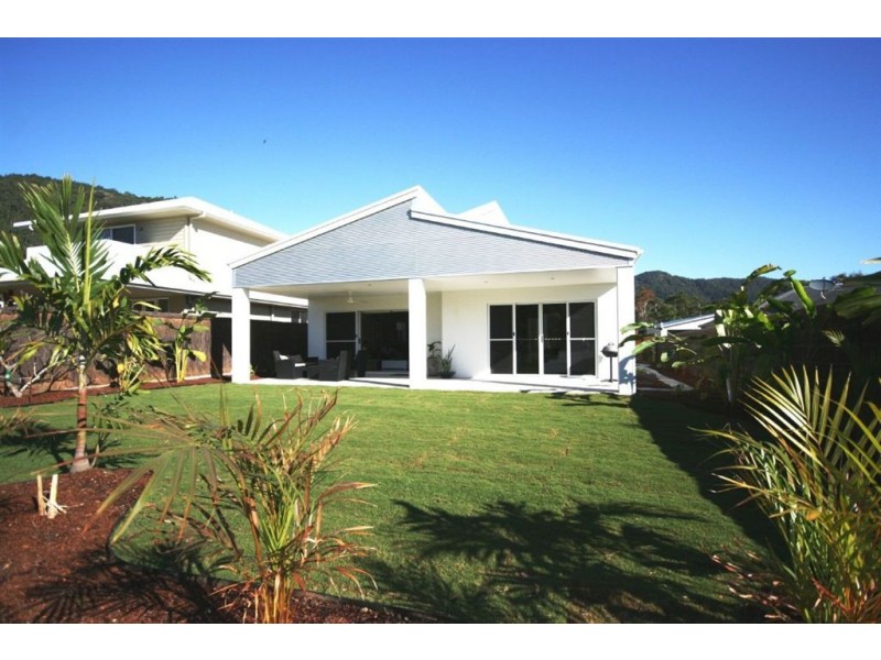 85 Abell Road, Cannonvale QLD 4802