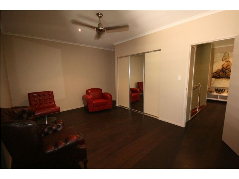 24 Kingfisher Terrace, Jubilee Pocket QLD 4802