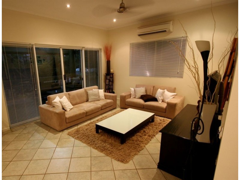 71 Pringle Road, Cannonvale QLD 4802