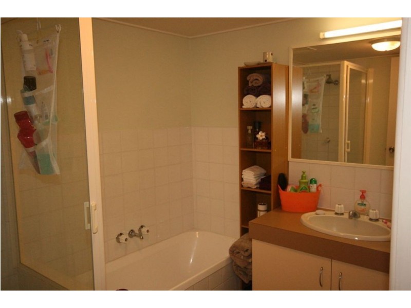 132/4 Eshelby Drive, Cannonvale QLD 4802