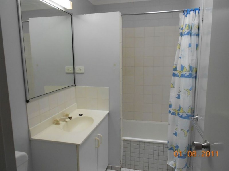 20/28 island drive, Cannonvale QLD 4802