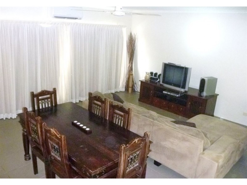 8/9 Erromango Drive, Jubilee Pocket QLD 4802