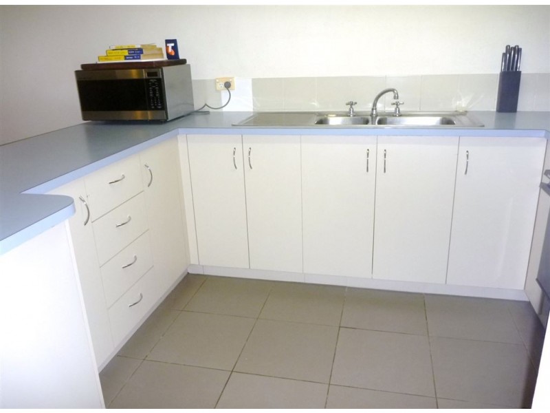 8/9 Erromango Drive, Jubilee Pocket QLD 4802