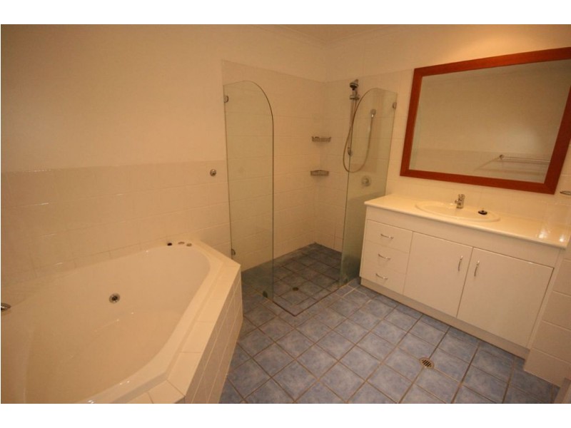 1/257 Shute Harbour Road, Airlie Beach QLD 4802