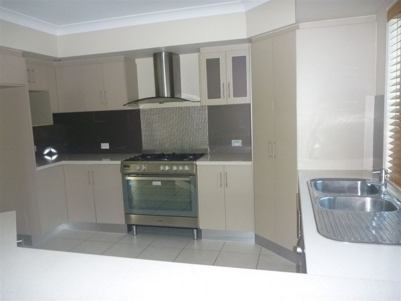 73 Abell Road, Cannonvale QLD 4802