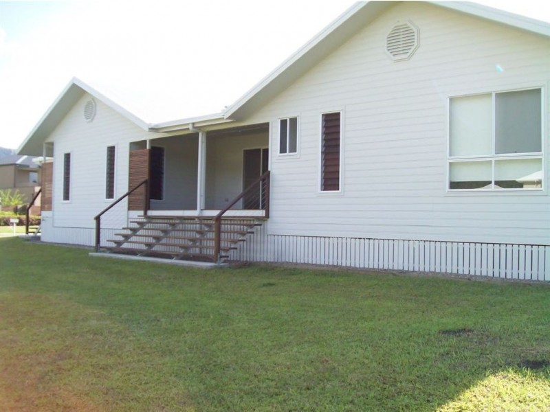 53 Abell Road, Cannonvale QLD 4802