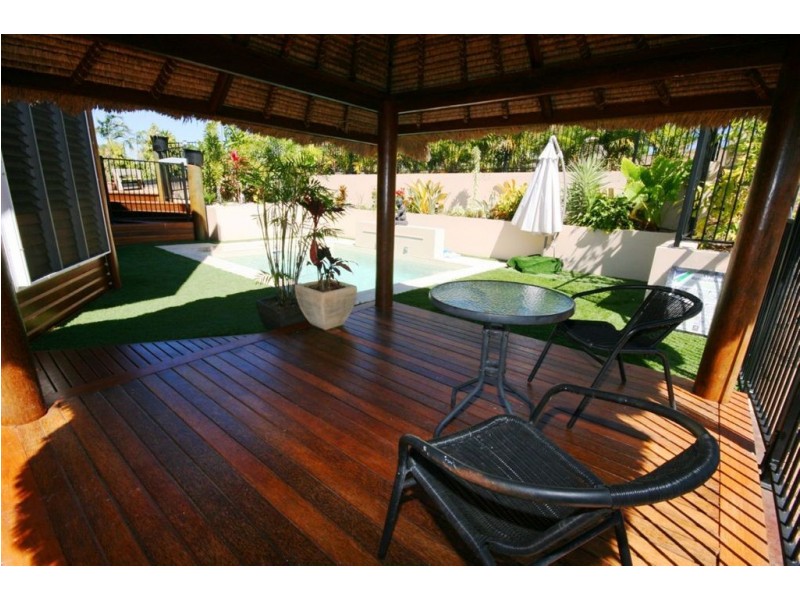 3 Blackcurrent Drive, Hideaway Bay QLD 4800