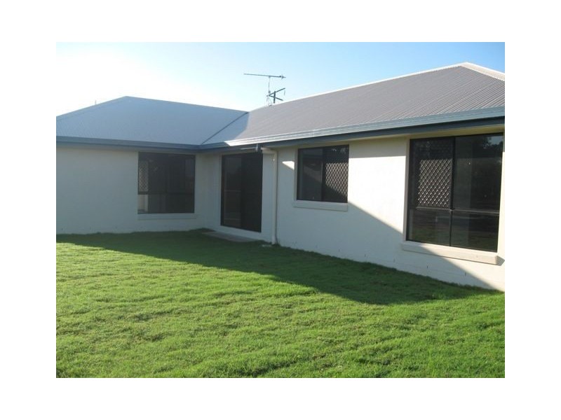 84 Drays Road, Bowen QLD 4805