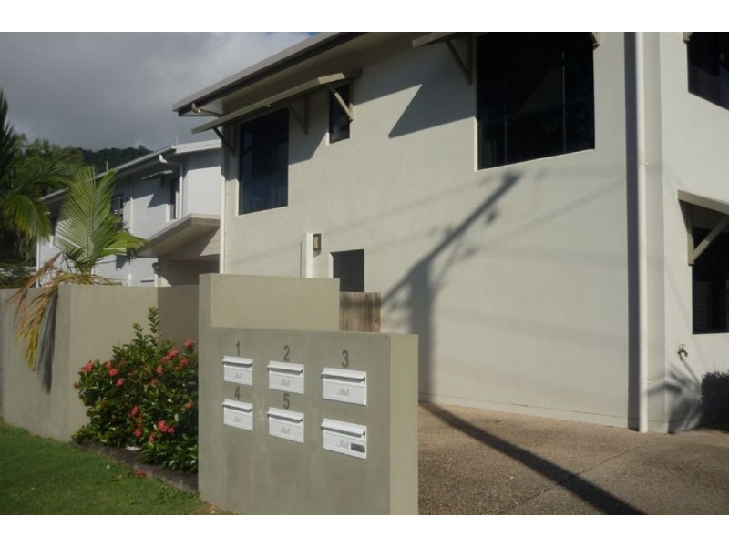 2/16 Schnapper Street, Cannonvale QLD 4802