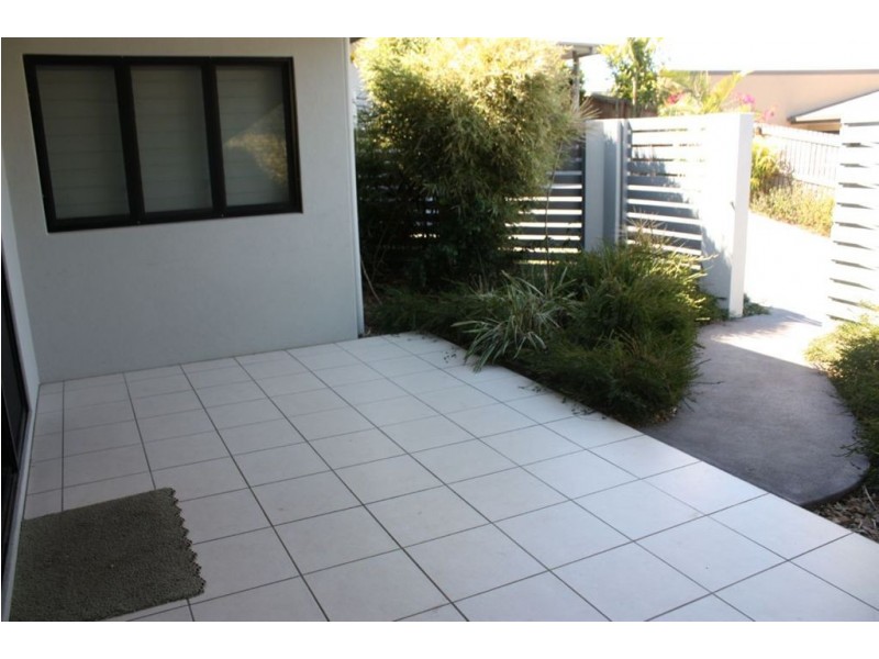 1/3 Shelter Crt, Jubilee Pocket QLD 4802