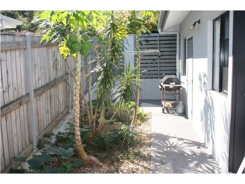 1/3 Shelter Crt, Jubilee Pocket QLD 4802