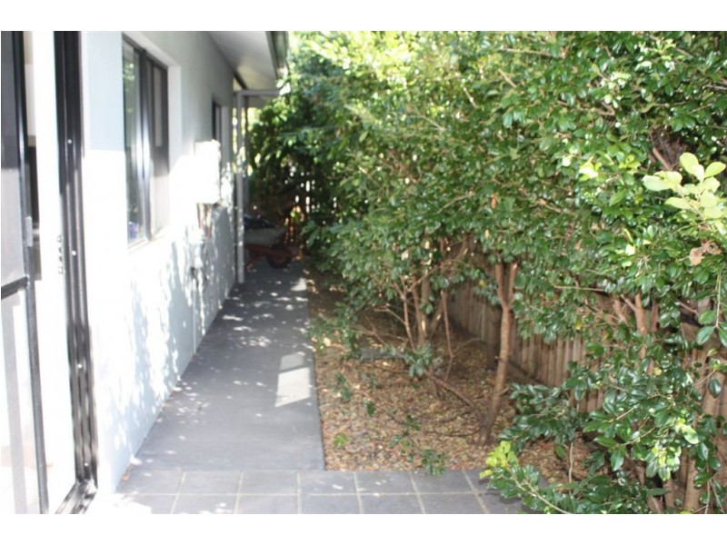 1/3 Shelter Crt, Jubilee Pocket QLD 4802