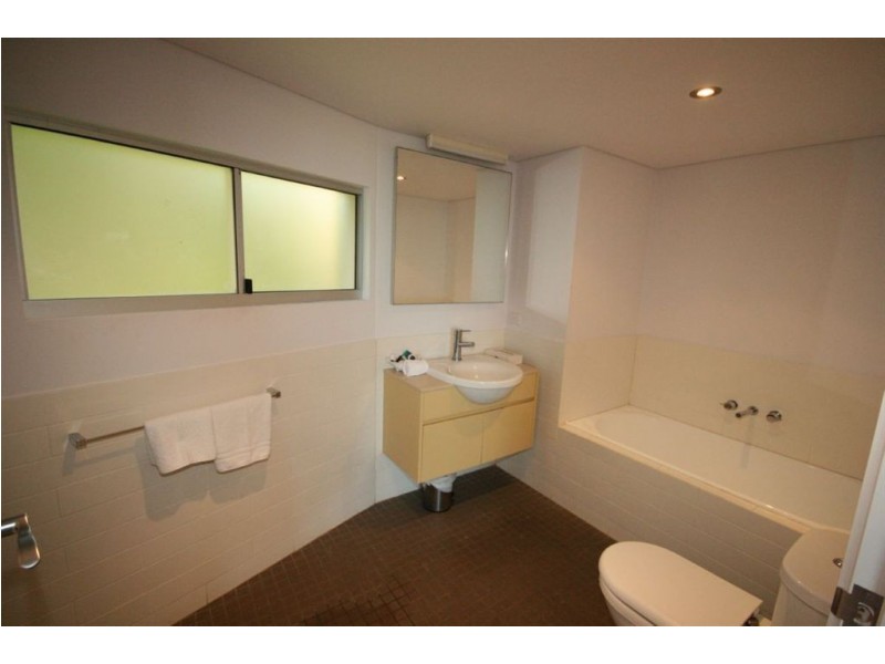 16/18 Raintree Place, Airlie Beach QLD 4802