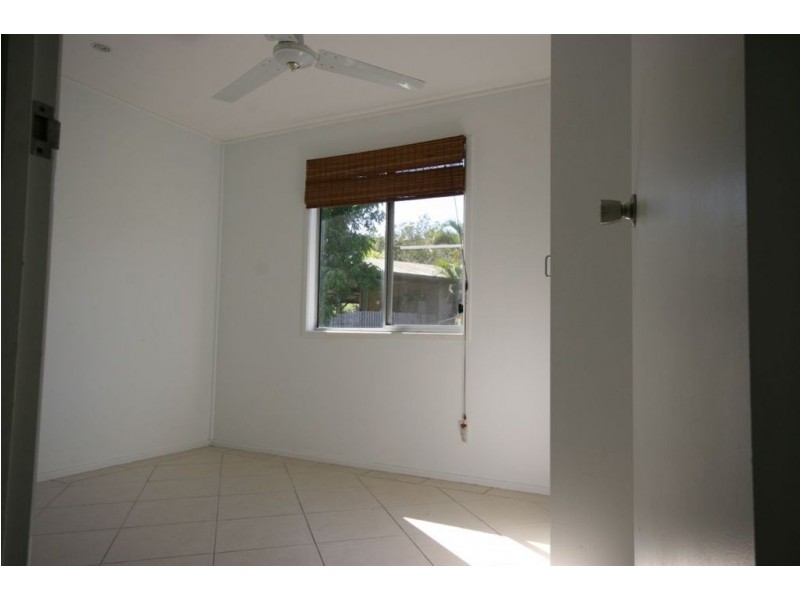 16 Mandalay Rd, Jubilee Pocket QLD 4802