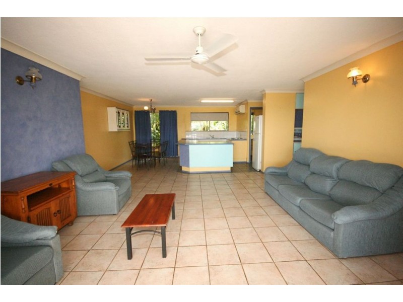 120/2 Eshelby Drive, Cannonvale QLD 4802