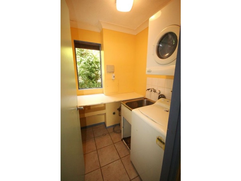 120/2 Eshelby Drive, Cannonvale QLD 4802