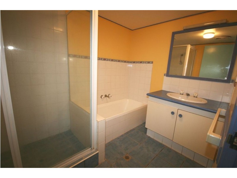 120/2 Eshelby Drive, Cannonvale QLD 4802