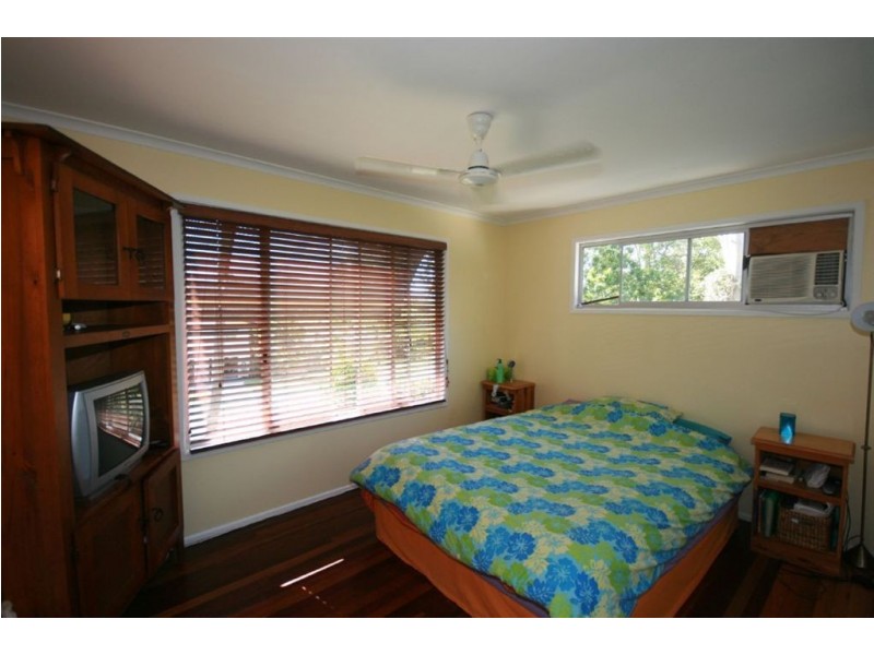 15 Wambiri Street, Cannonvale QLD 4802