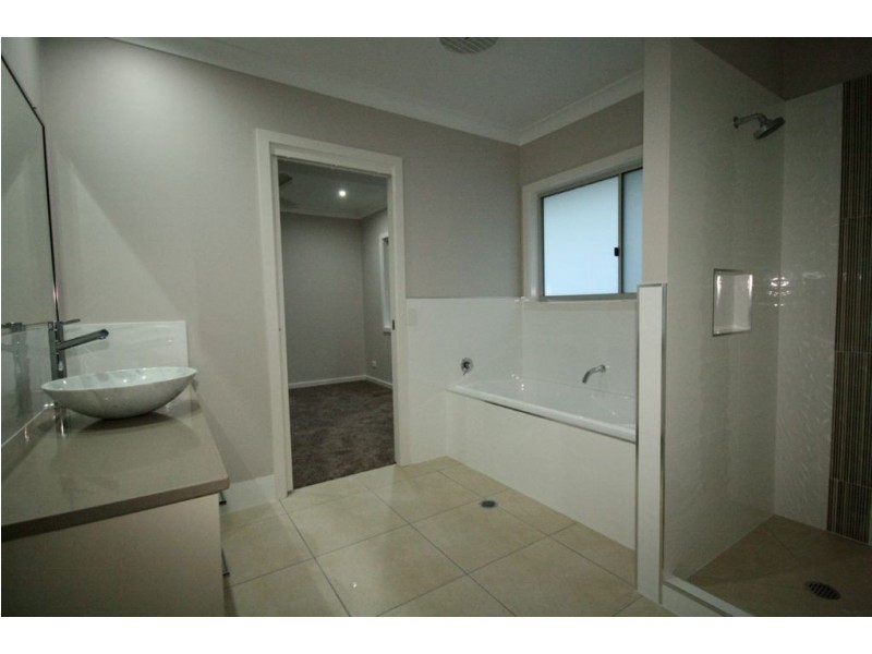 32 Sunset Drive, Jubilee Pocket QLD 4802