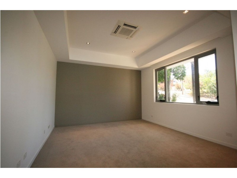 1/14 Broadwater Avenue, Airlie Beach QLD 4802