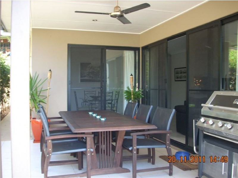 2/13 Ryben Court, Cannonvale QLD 4802