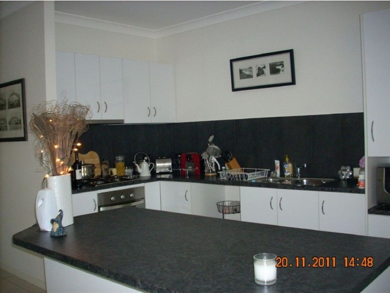 2/13 Ryben Court, Cannonvale QLD 4802