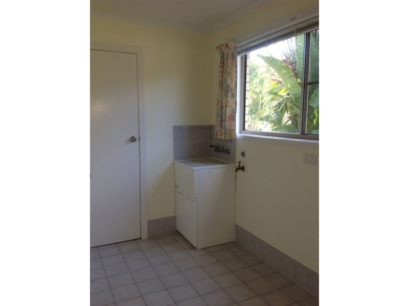 11 Grace Avenue, Cannonvale QLD 4802