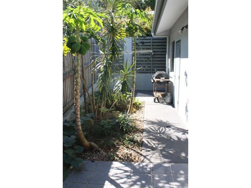 1/3 Shelter Crt, Jubilee Pocket QLD 4802