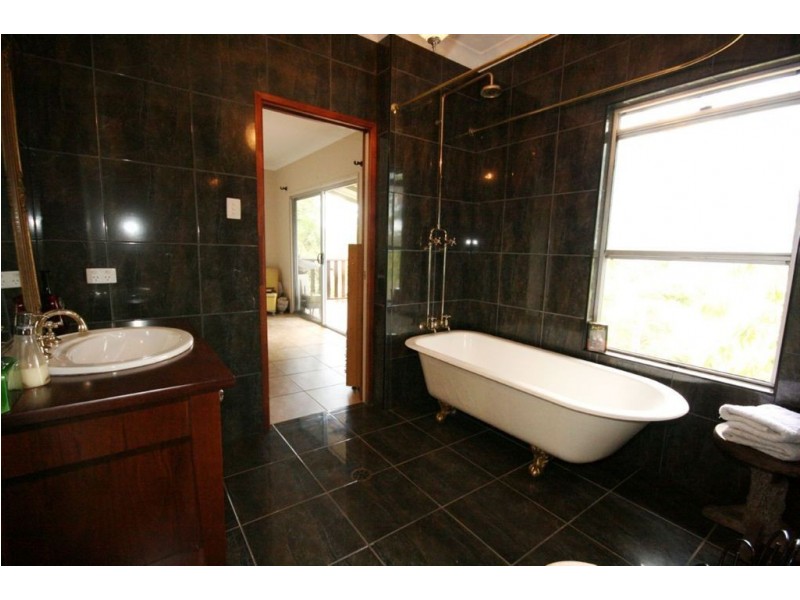 72 Staniland Drive, Strathdickie QLD 4800